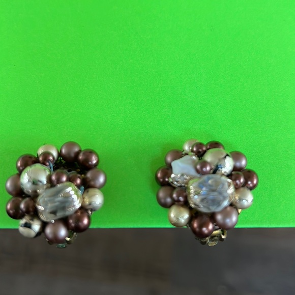 Japan Jewelry - Clip earrings